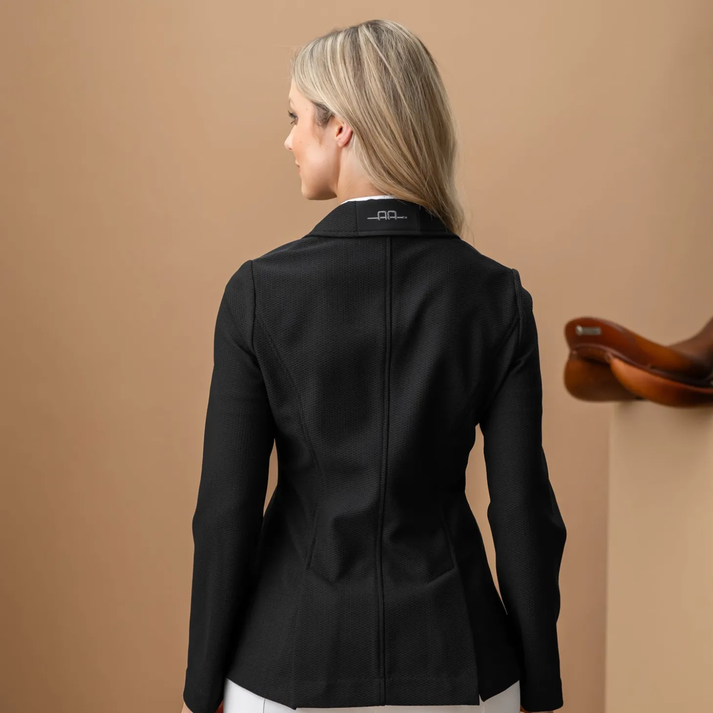 AA® Platinum Bonded Motionlite Show Jacket