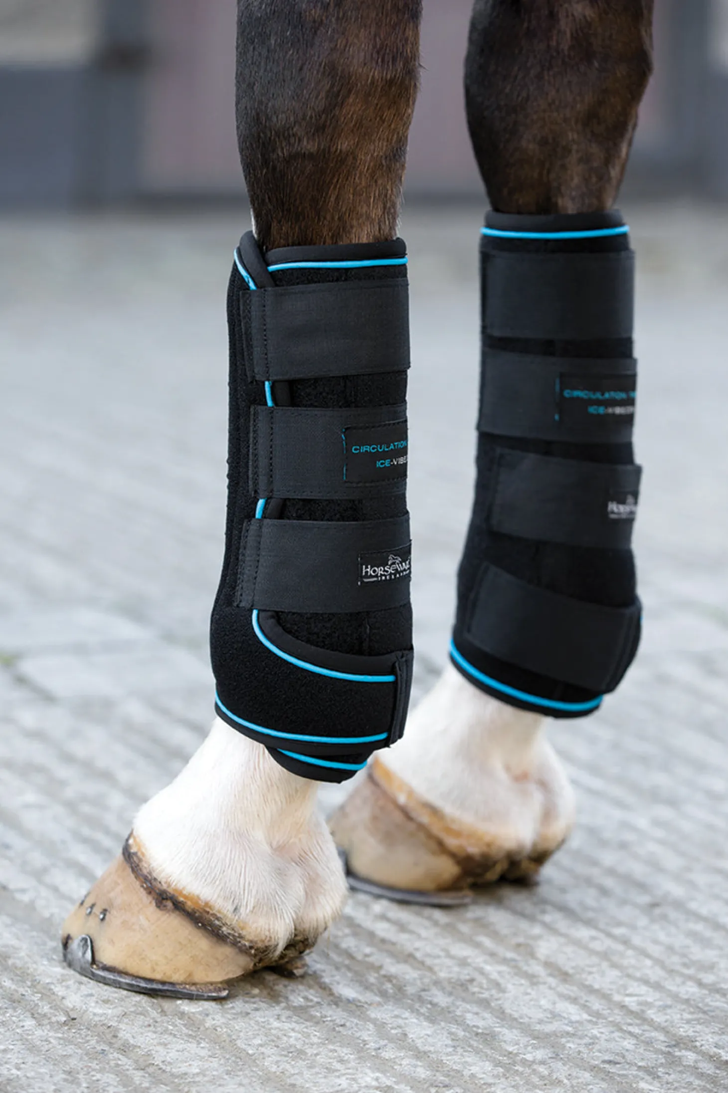 ICE-VIBE Boots