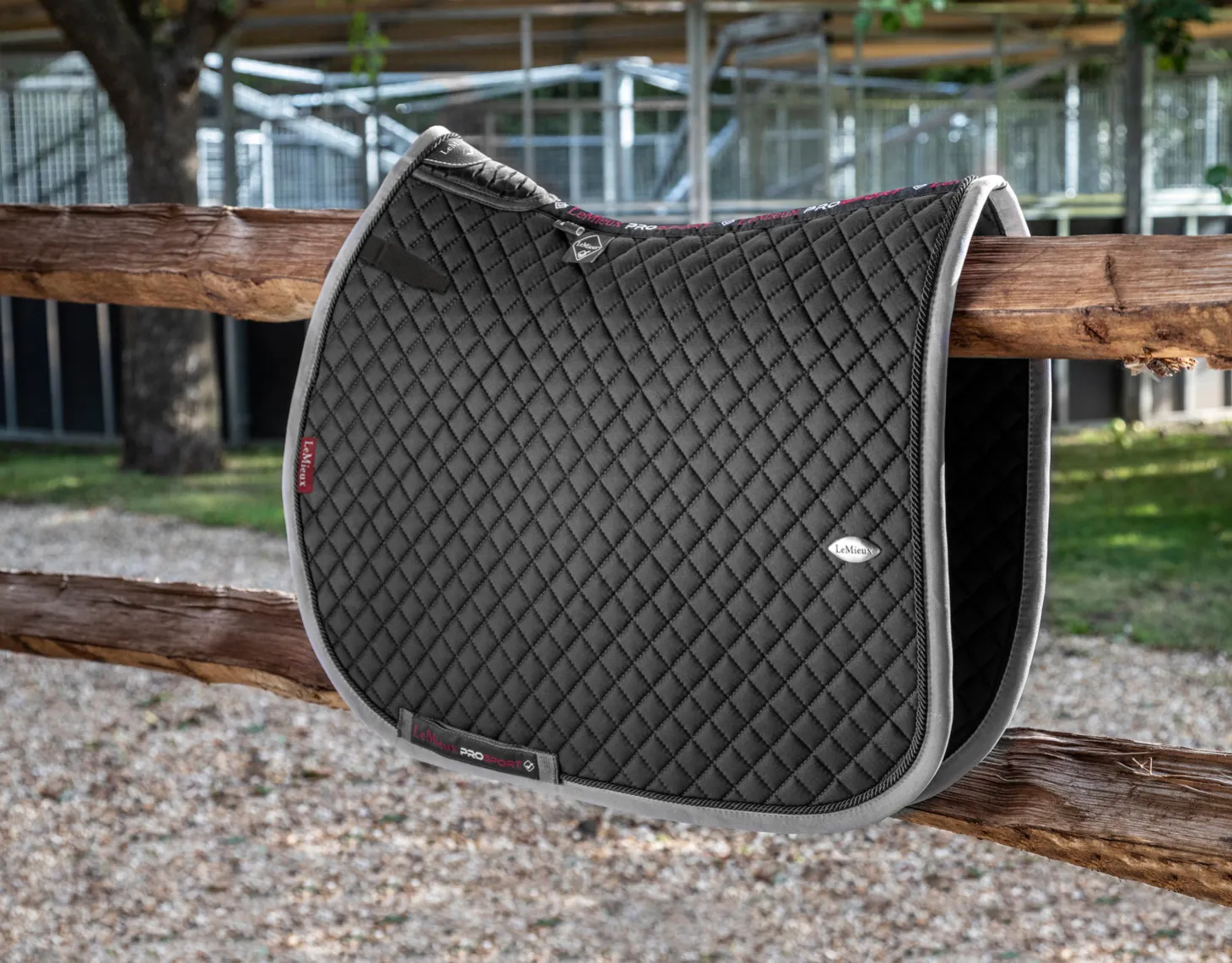 LeMieux® Wither Relief Jump Square