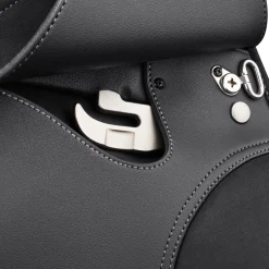 Wintec Pro Jump Saddle with HART